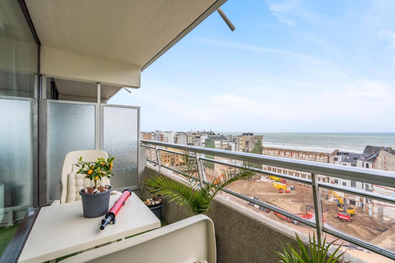 Luxueuze Vakantiestudio Met Zeezicht En Terras In Oostende エクステリア 写真