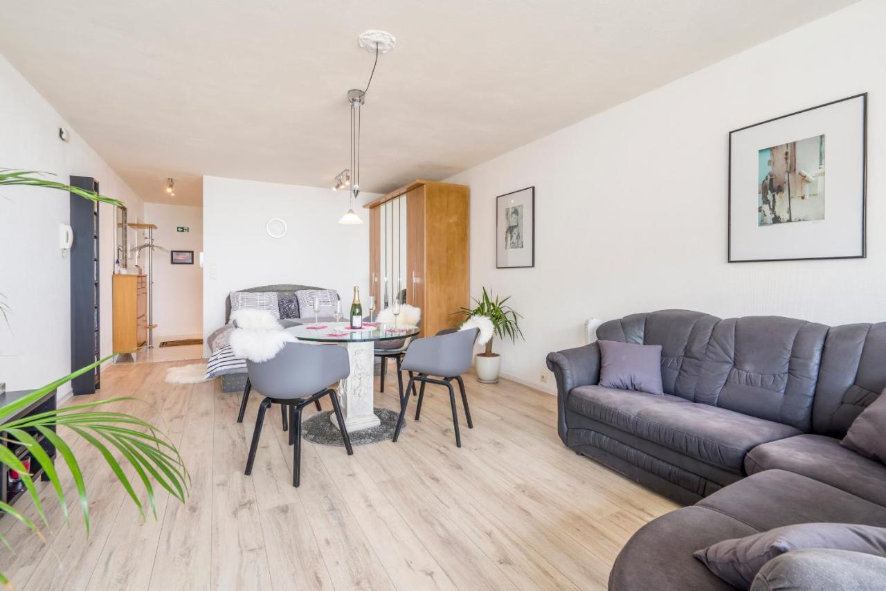 Luxueuze Vakantiestudio Met Zeezicht En Terras In Oostende エクステリア 写真
