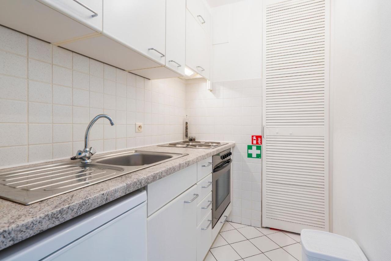 Luxueuze Vakantiestudio Met Zeezicht En Terras In Oostende エクステリア 写真